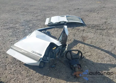 2001 Chevrolet Express from USA, damaged, VIN 1GAHG39RK11218372